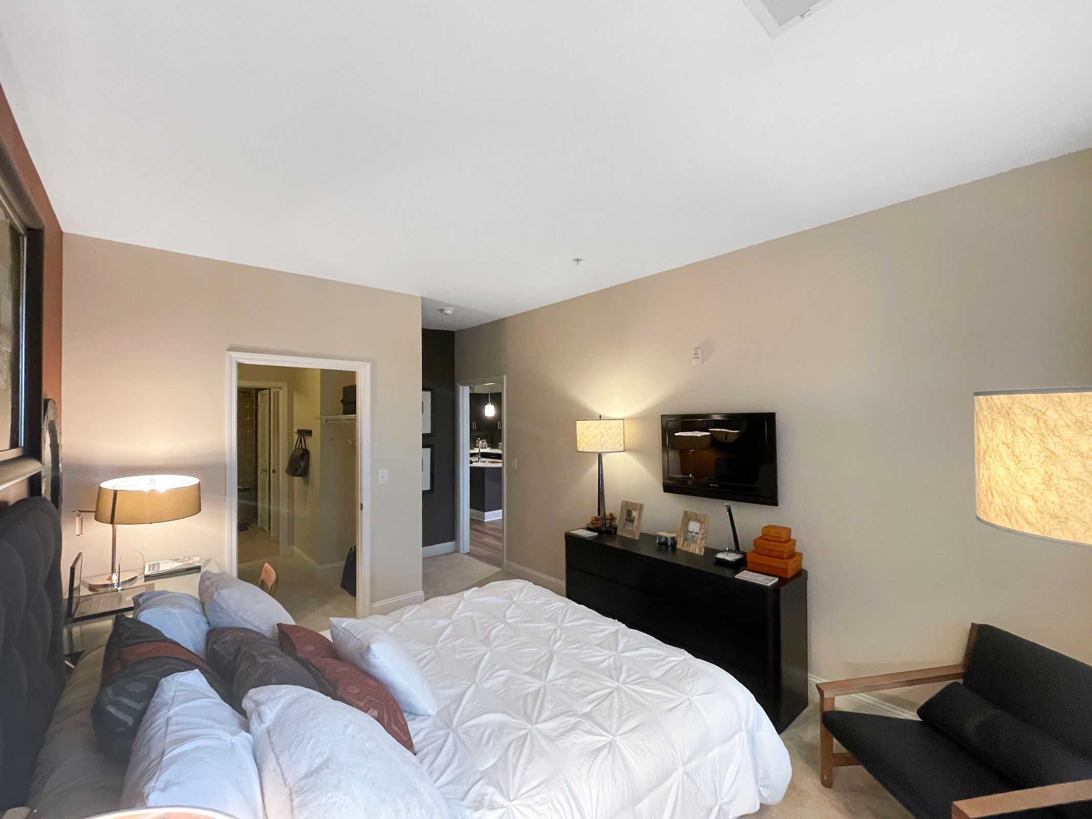 Model Bedroom